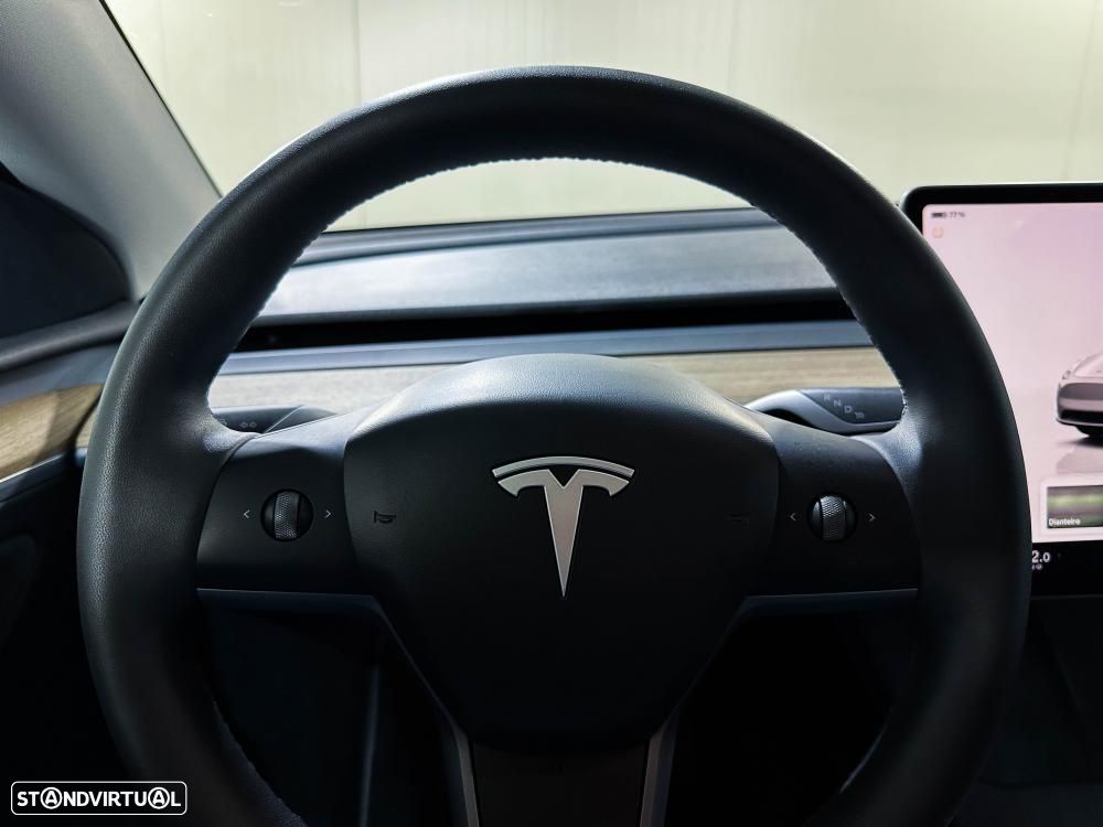 Tesla Model Y Standard - 41