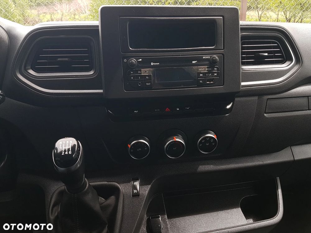 Renault MASTER L2H2 KLIMA DŁUGI WYSOKI BLASZAK VAN FURGON TEMPOMAT KRAJOWY I-WŁAŚCICIEL - 10