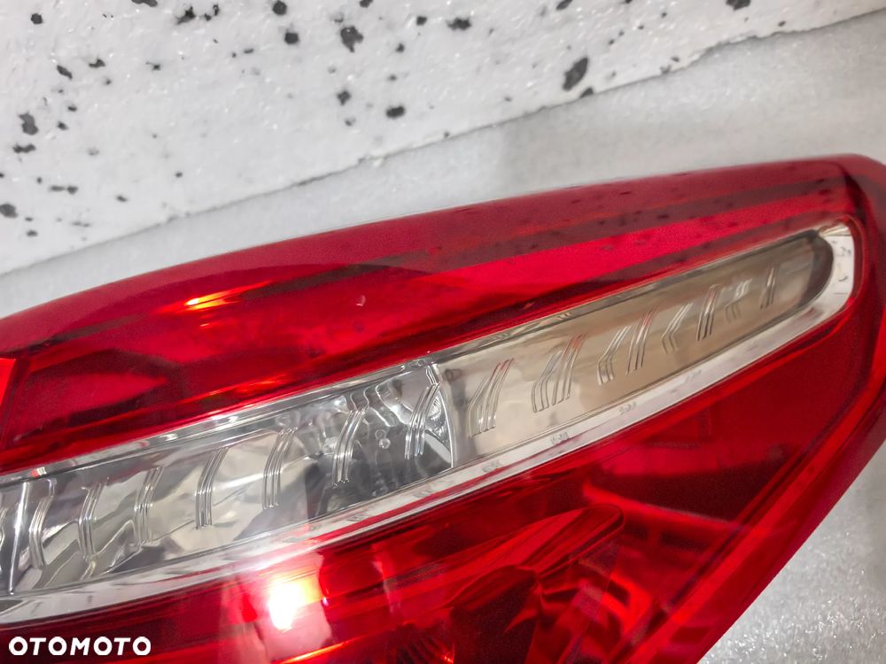 Citroen C4 Picasso Lampa prawy tył prawa - 4