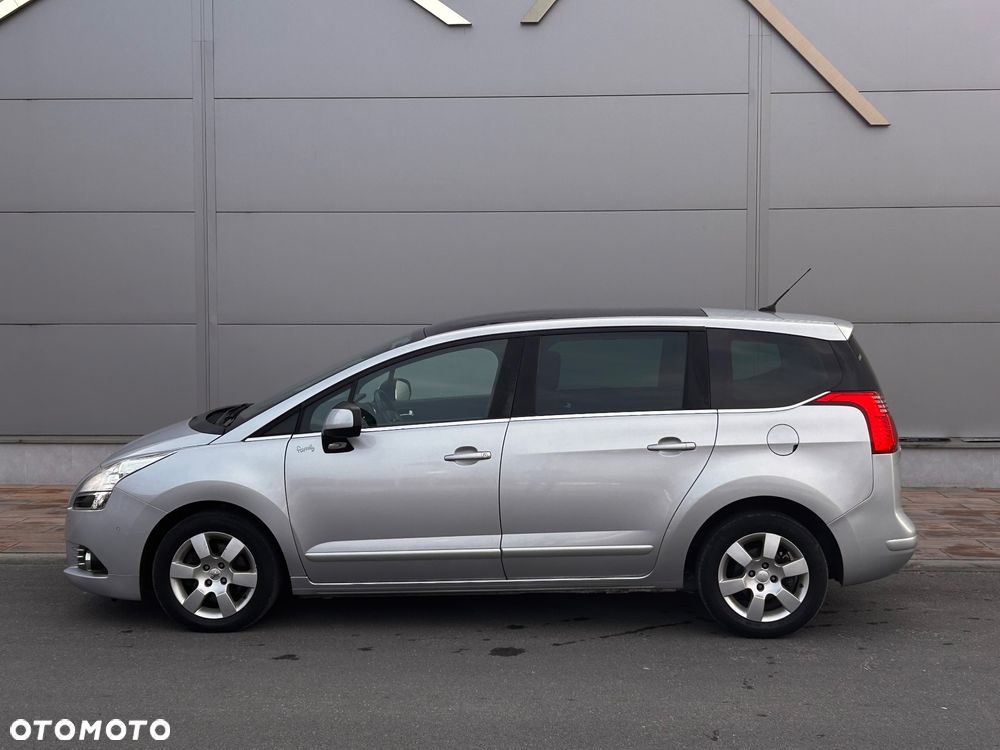 Peugeot 5008 HDI FAP 150 Family Plus - 15