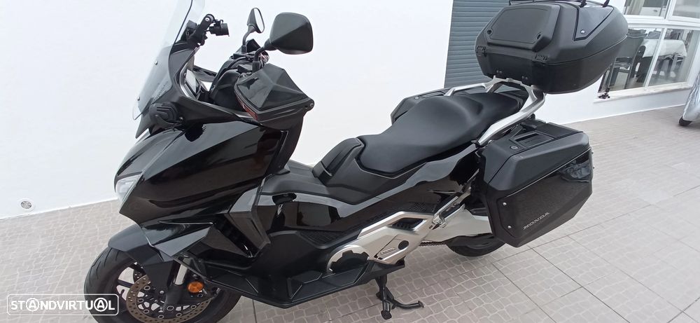 Honda Forza - 1
