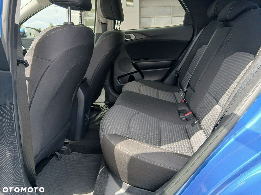 Kia XCeed 1.5 T-GDI M - 10