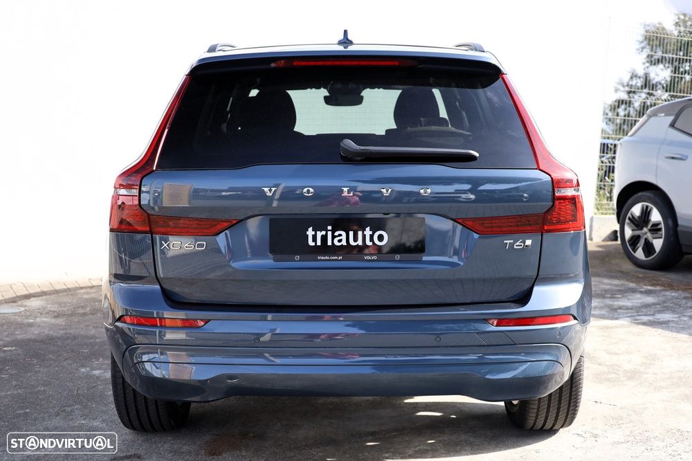 Volvo XC 60 2.0 T6 PHEV Core AWD - 4