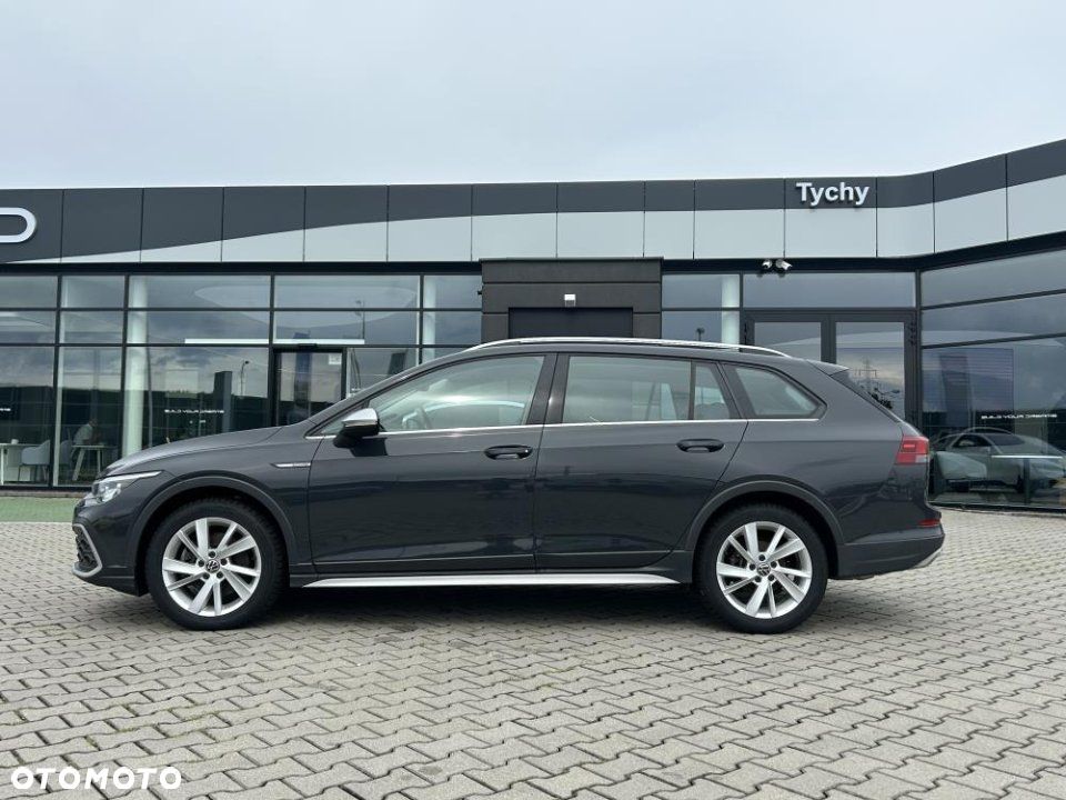 Volkswagen Golf - 17
