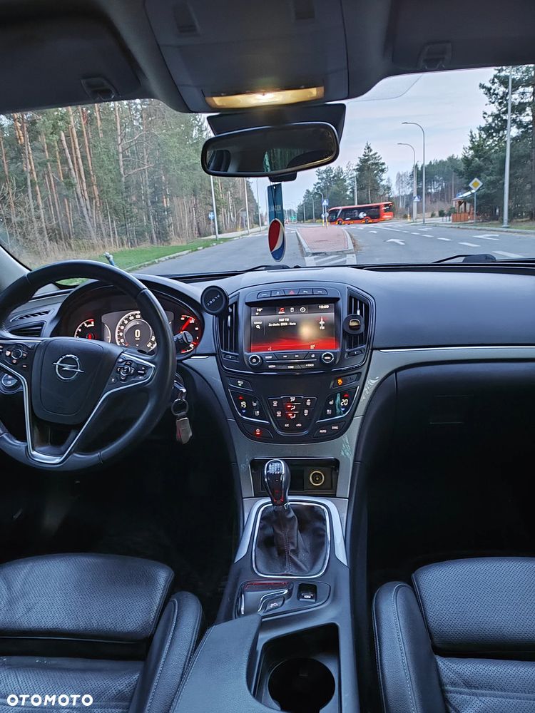 Opel Insignia - 10