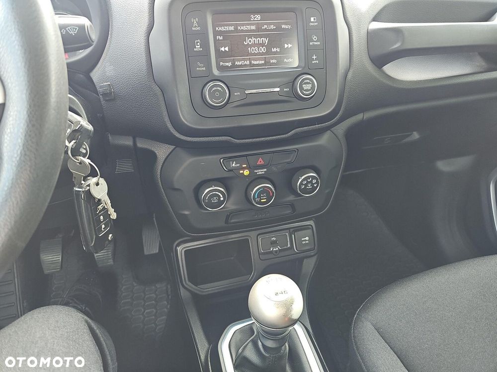 Jeep Renegade - 21