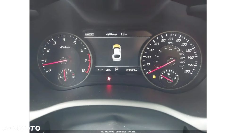 Kia Stinger - 8