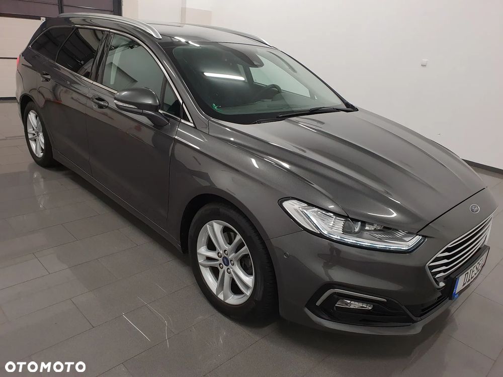 Ford Mondeo 2.0 TDCi Titanium PowerShift - 28