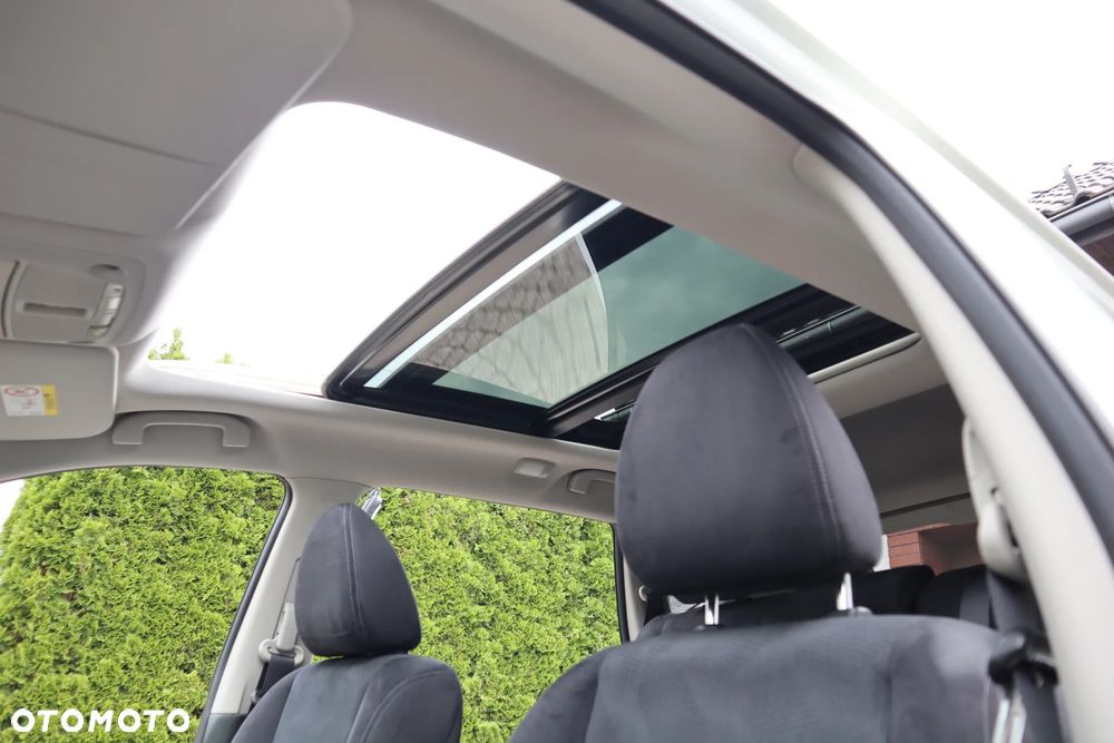 Nissan X-Trail 1.6 DCi N-Connecta - 28
