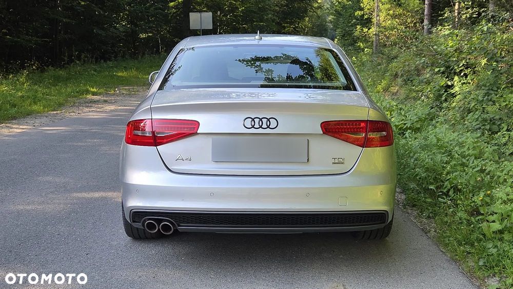Audi A4 Limousine 2.0 TDI DPF quattro S line Sportpaket - 4