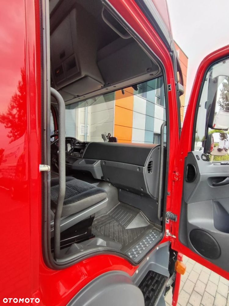 Mercedes-Benz Atego - 8