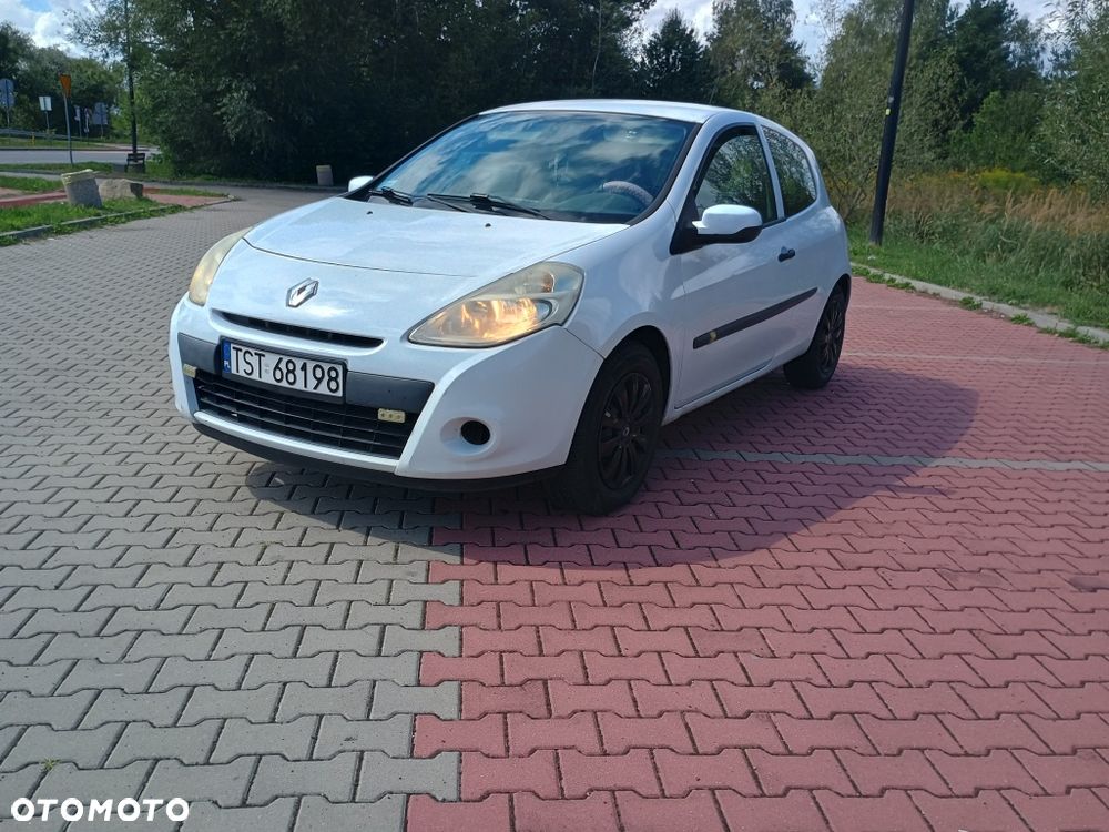 Renault Clio - 1