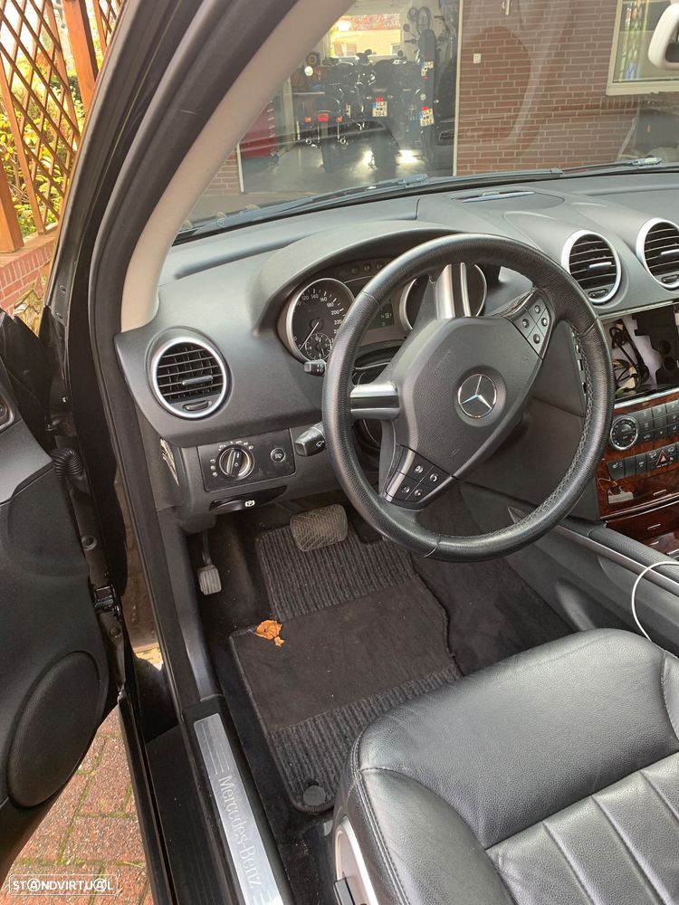 Mercedes-Benz ML 320 CDI - 2