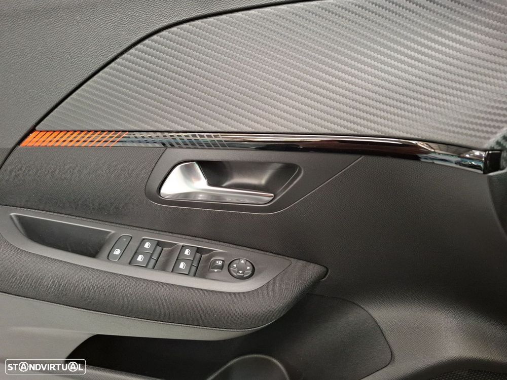 Peugeot 208 1.2 PureTech Active Pack - 22