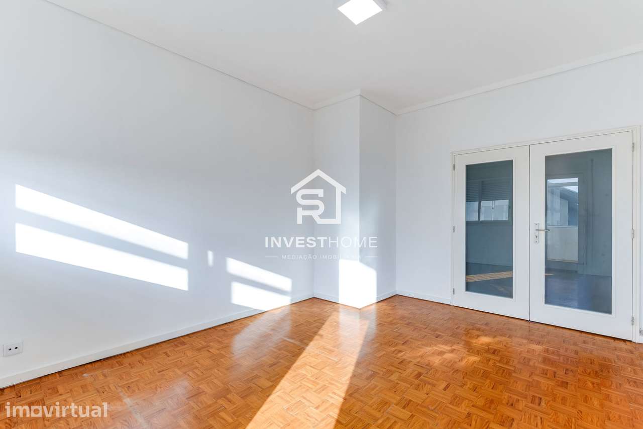 Apartamento T2+1 | 2 Frentes | Varanda | Lug Garagem - Grande imagem: 4/39