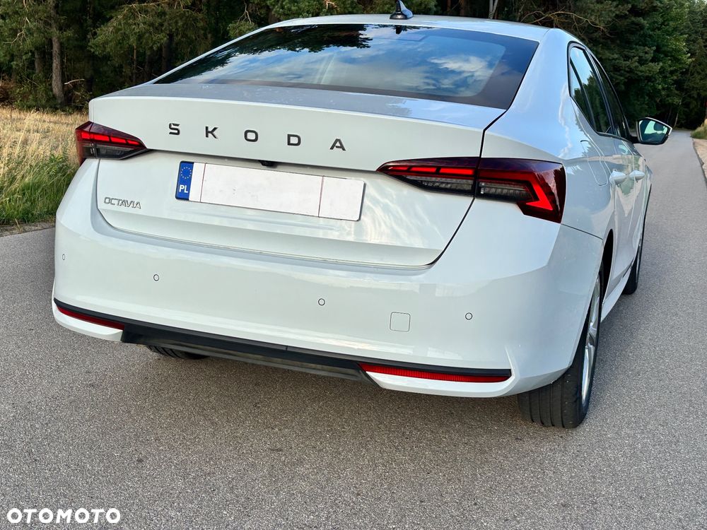Skoda Octavia 1.5 TSI mHEV Selection DSG - 22