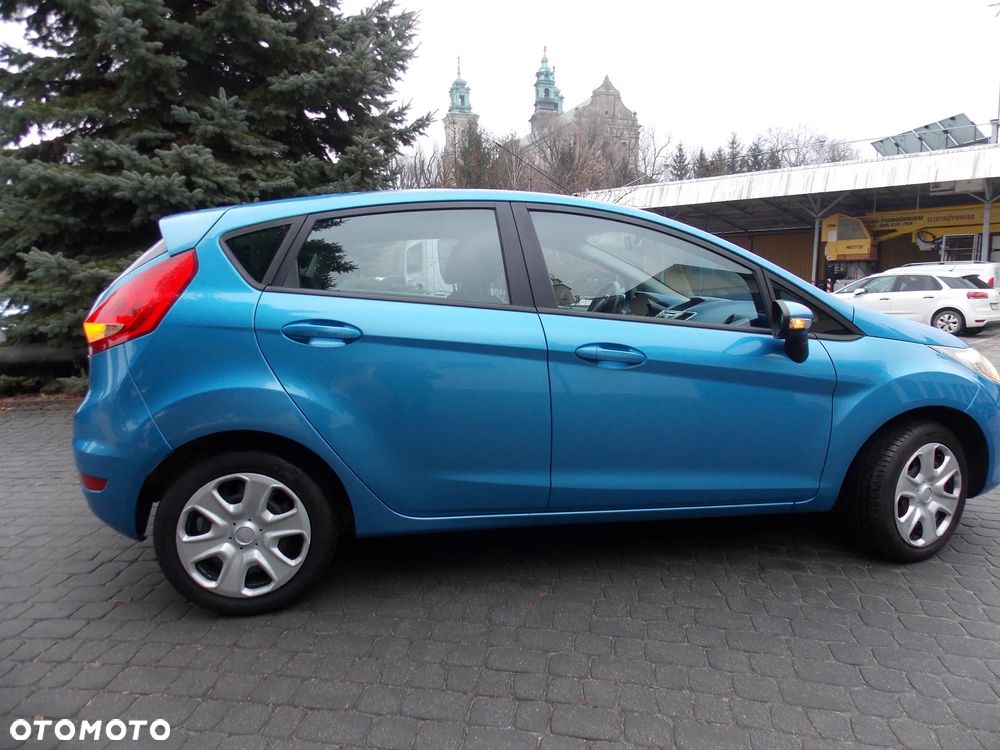 Ford Fiesta 1.4 Champions Edition - 10