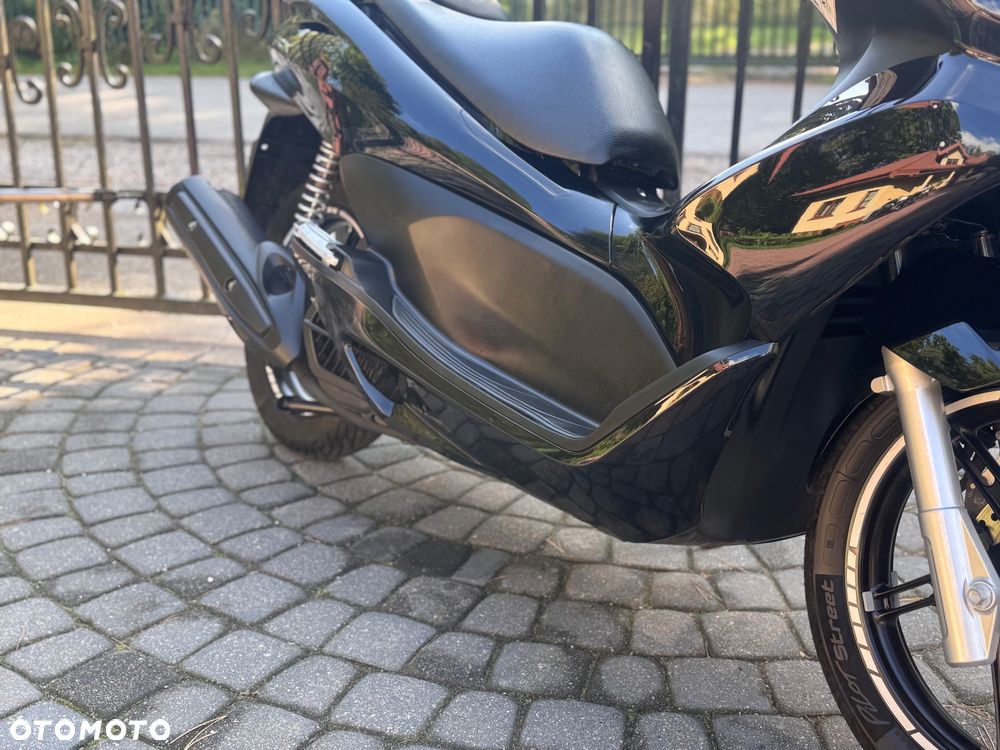Honda PCX - 12