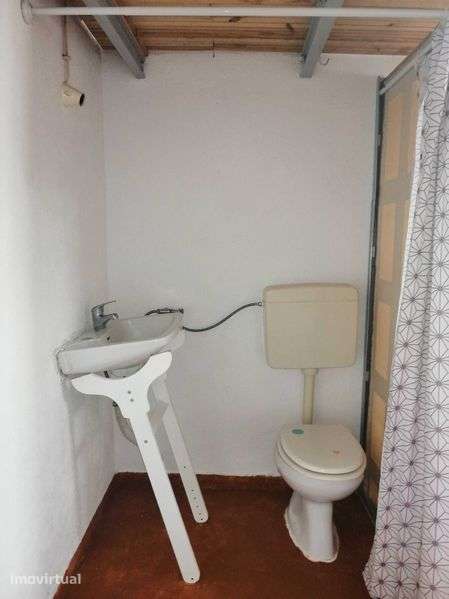Arrendo a garagem/armazém/arrecadação - Grande imagem: 4/10