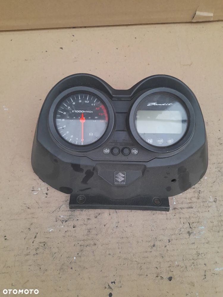 Zegar licznik Suzuki GSF 650 Bandit z 2006 roku - 1