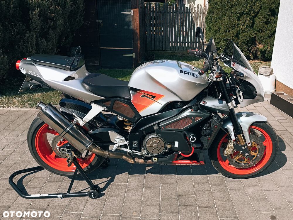 Aprilia Tuono - 3