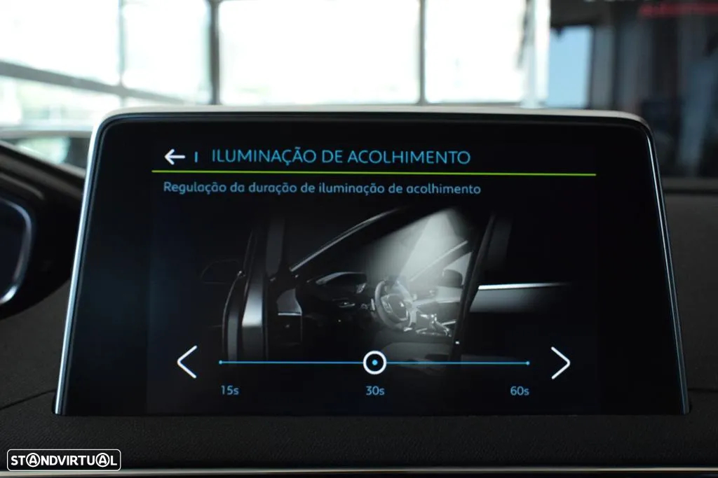 Peugeot 3008 1.6 Hybrid4 GT e-EAT8 - 28