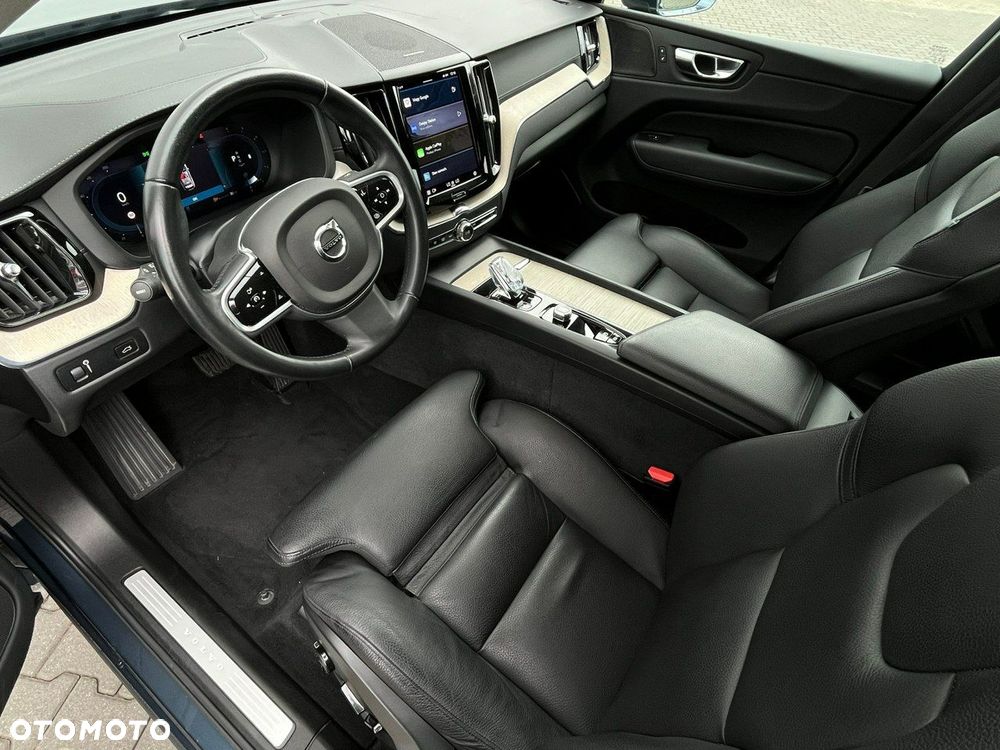 Volvo XC 60 B5 D AWD Inscription - 14