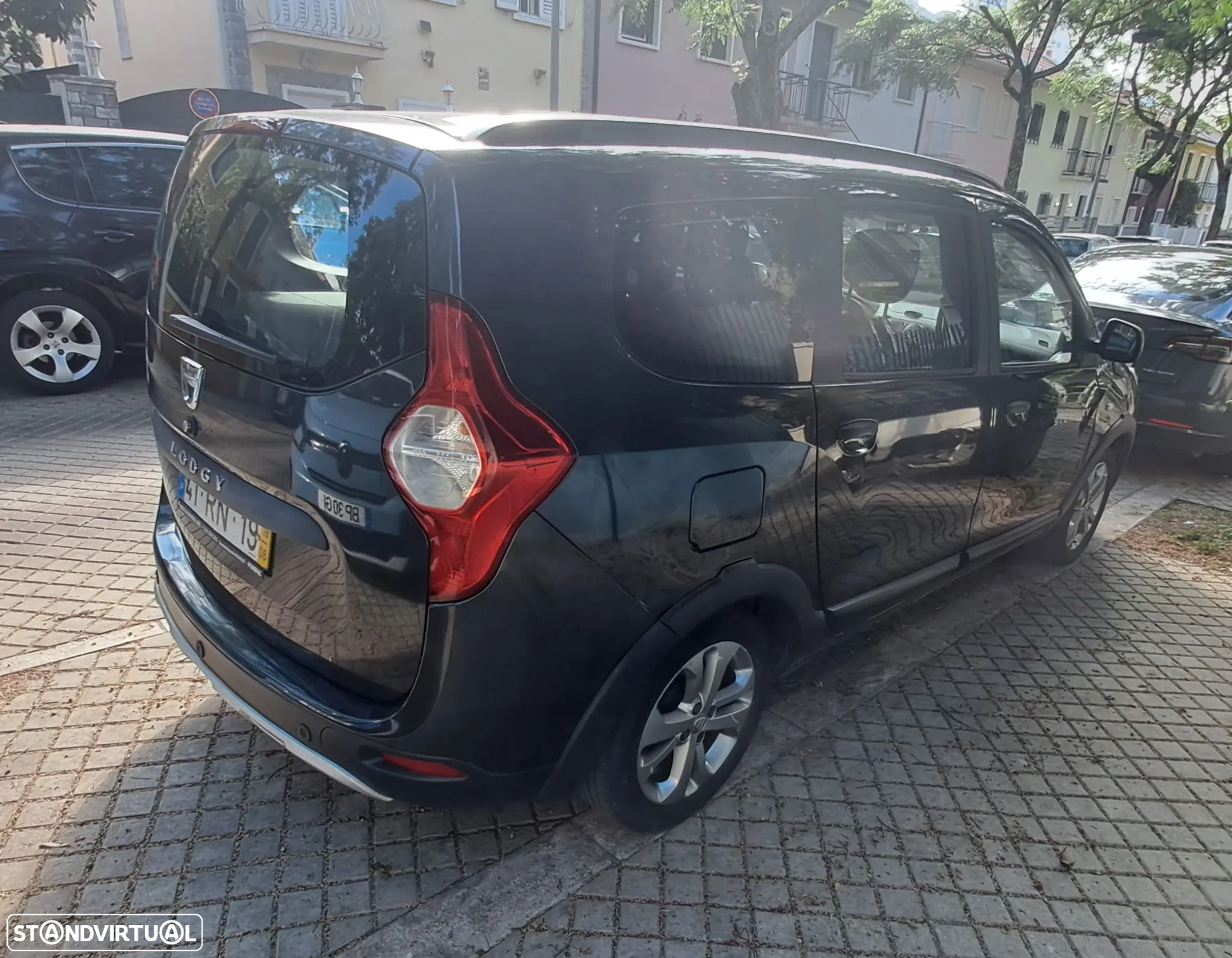 Dacia Lodgy 1.5 dCi Stepway 7L - 4