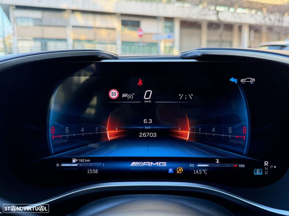 Mercedes-Benz SL 63 AMG 4Matic+ - 8