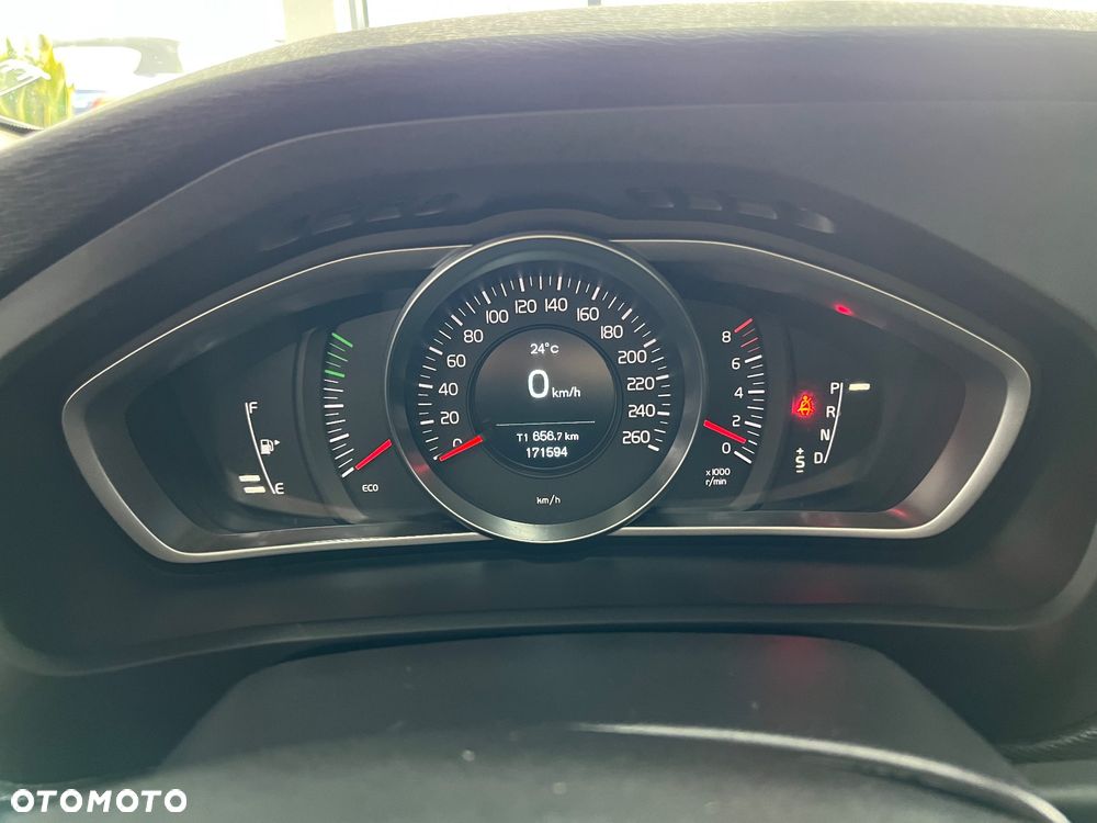 Volvo V40 - 19