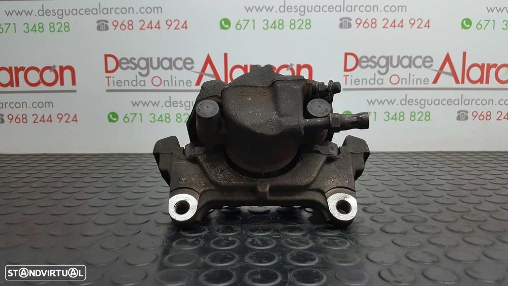 PINÇA DE TRAVÃO FRENTE ESQUERDA AUDI A4 BER. (B8) BáSICO - 2