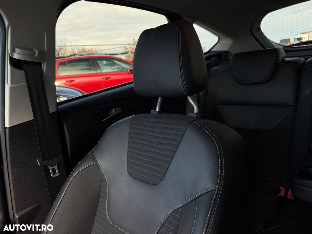 Ford Focus 1.0 EcoBoost Start-Stopp-System TITANIUM - 19