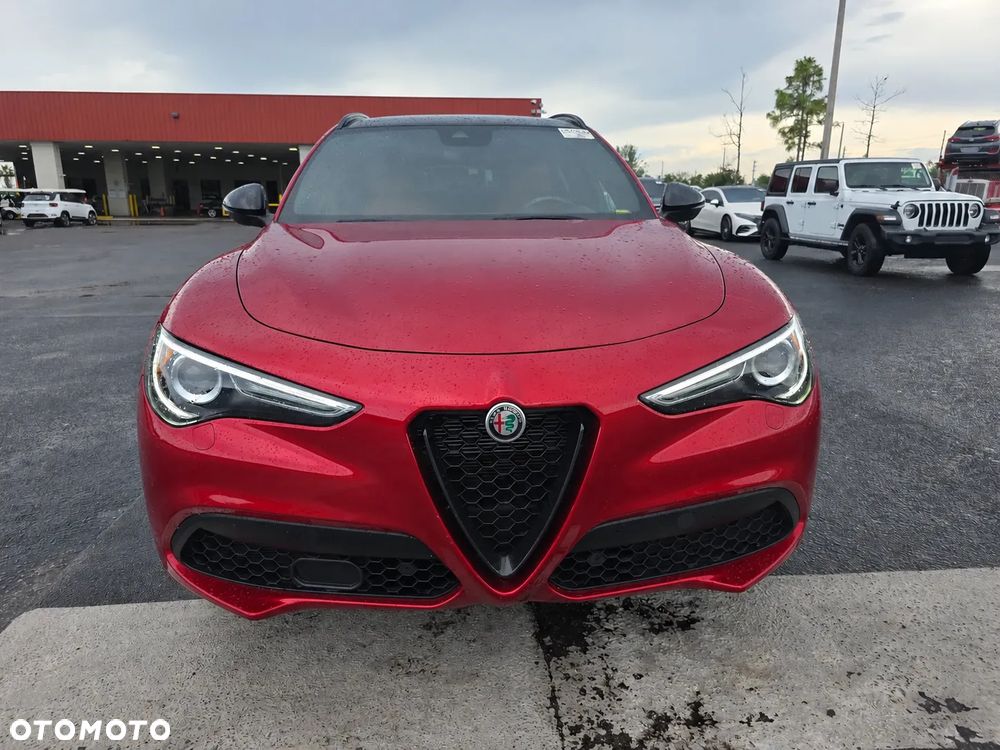 Alfa Romeo Stelvio 2023 photo 3