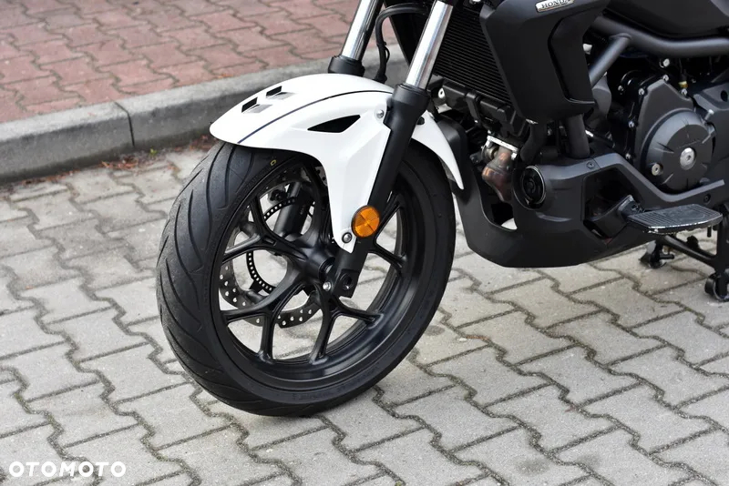 Honda CTX - 17