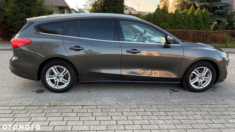 Ford Focus 1.5 EcoBlue Start-Stopp-System ACTIVE DESIGN - 4