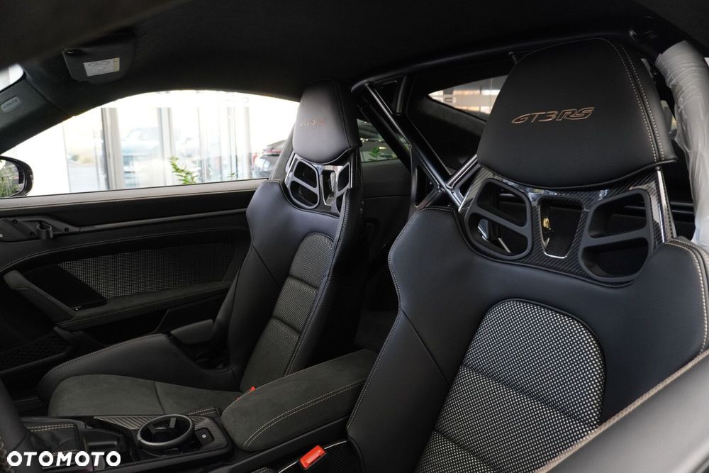 Porsche 911 GT3 RS - 21