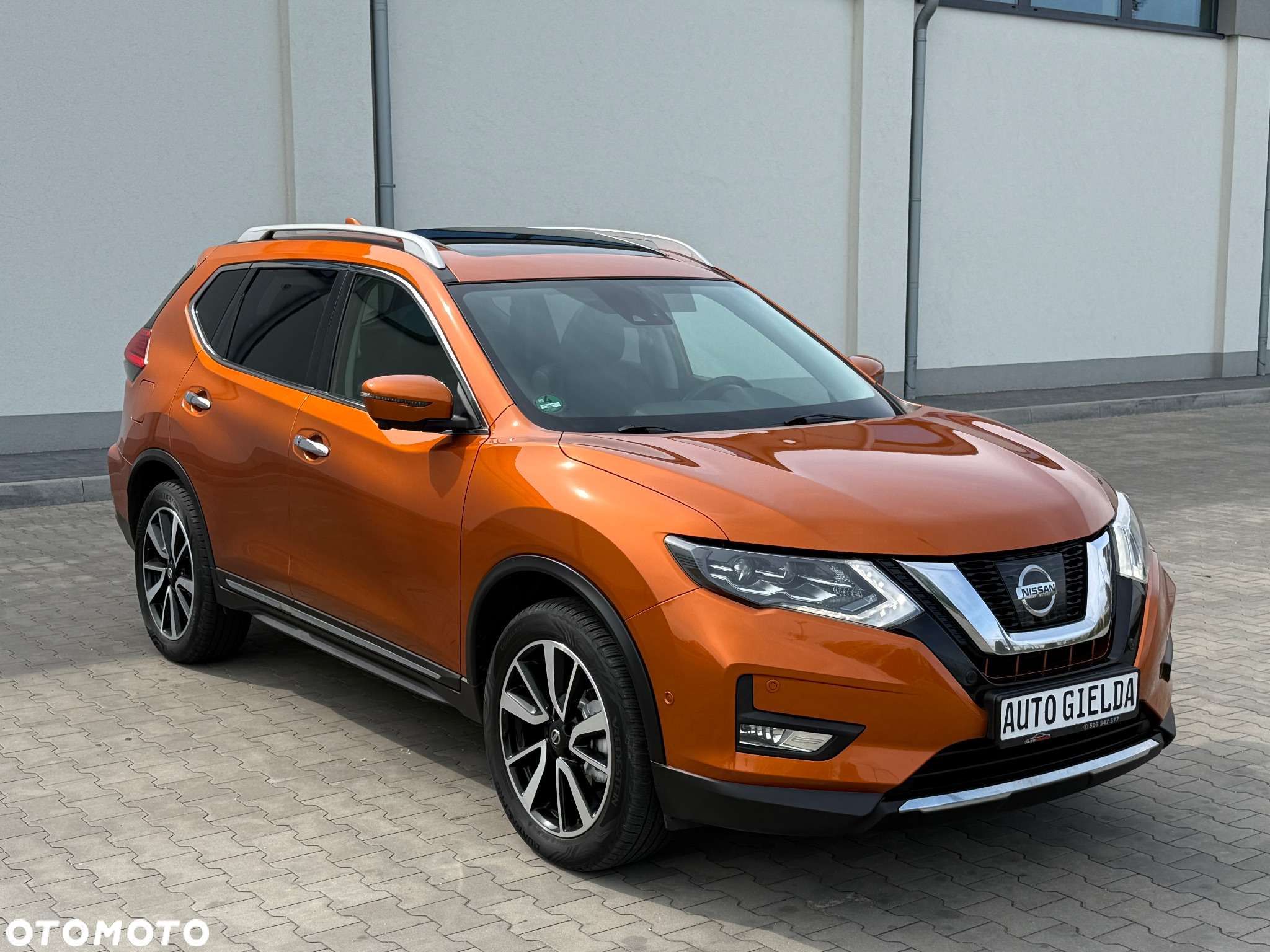 Nissan X-Trail 2.0 dCi Tekna 4WD Xtronic 7os - 4