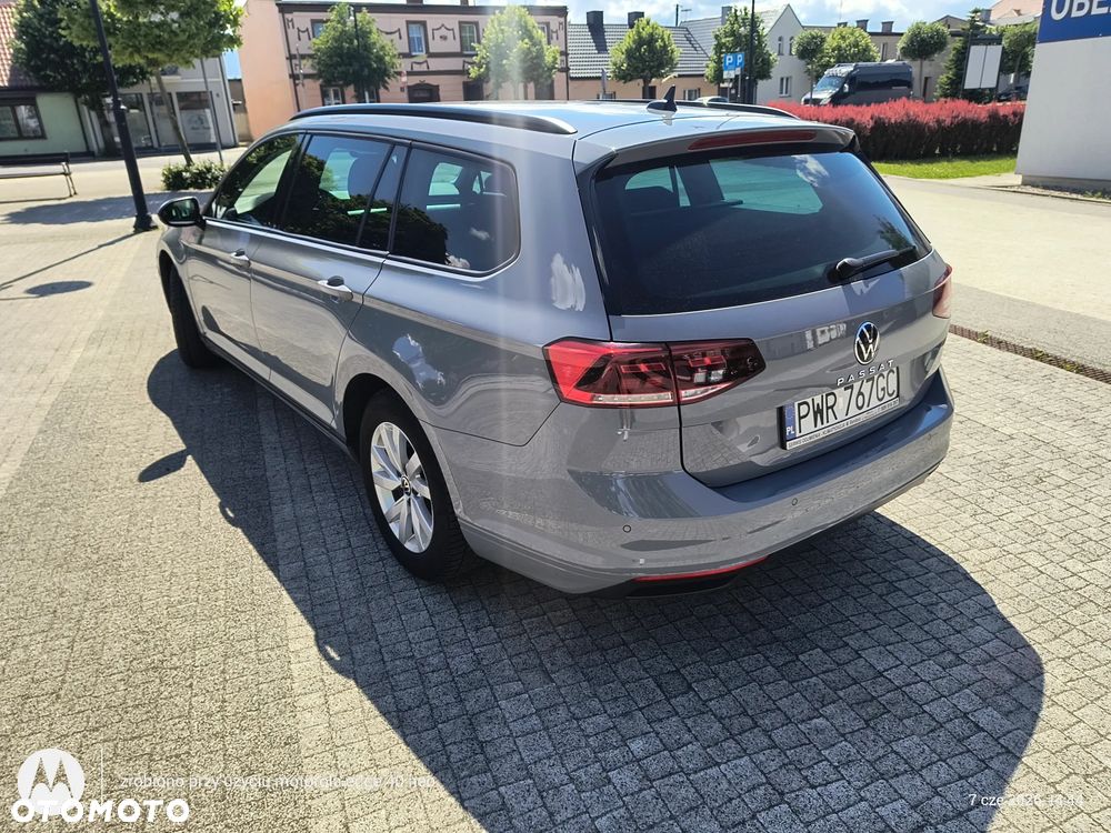 Volkswagen Passat 2.0 TDI EVO Elegance DSG - 4