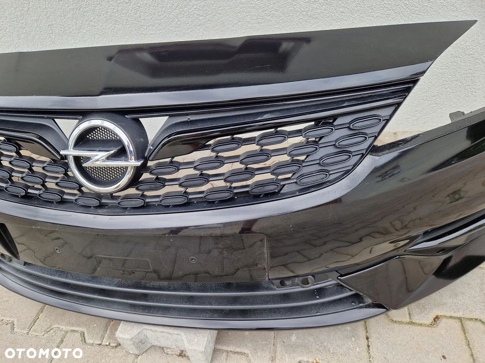 Zderzak Opel Astra V k lift - 3