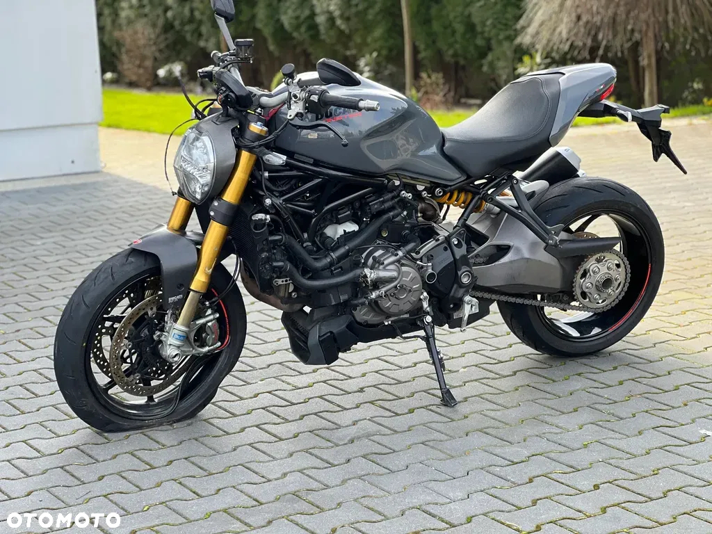 Ducati Monster - 2