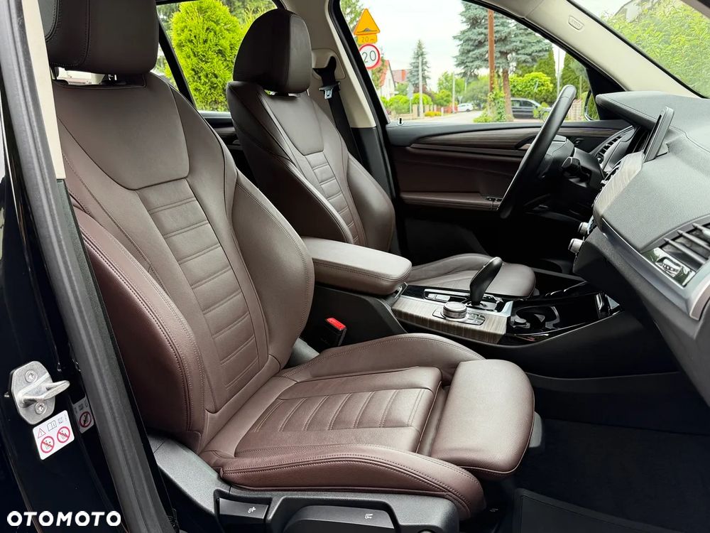 BMW X3 xDrive20d sport - 29