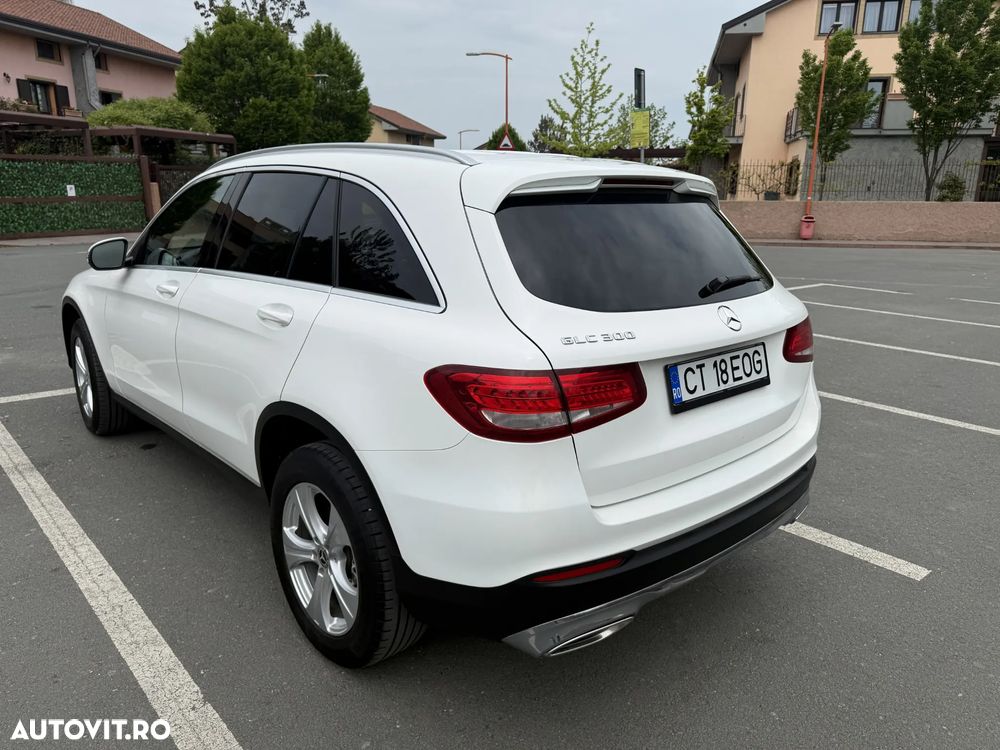Mercedes-Benz GLC - 13