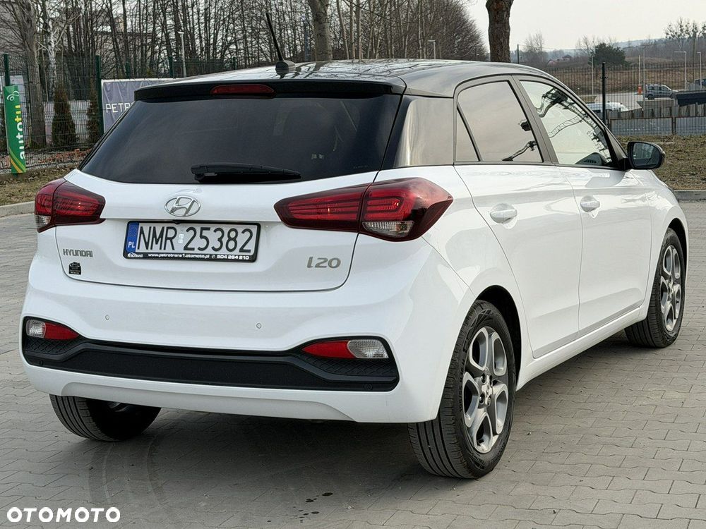 Hyundai i20 blue 1.2 YES!+ - 12