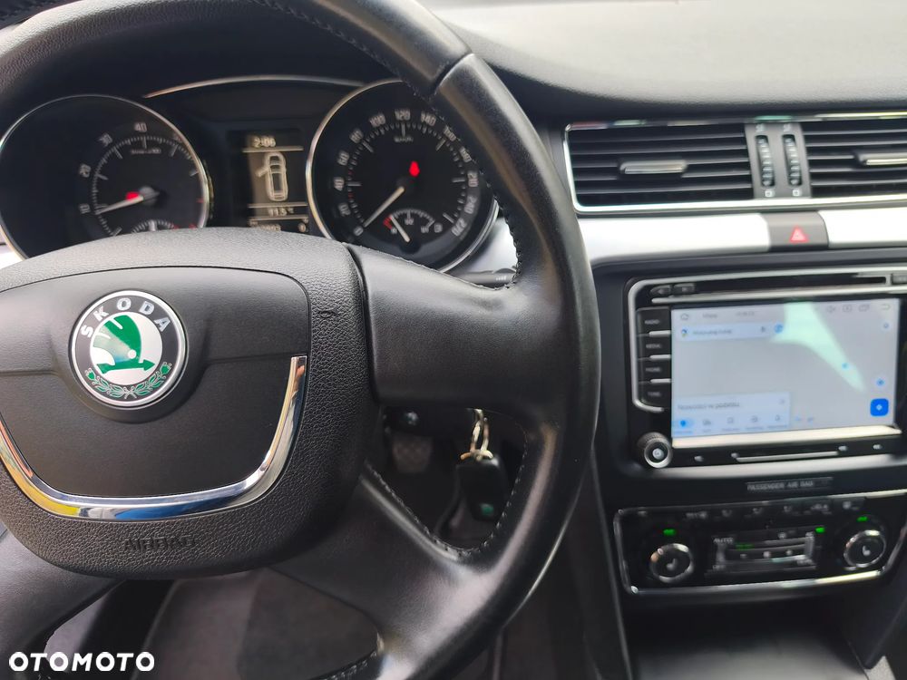 Skoda Superb 1.8 TSI FAMILY - 22