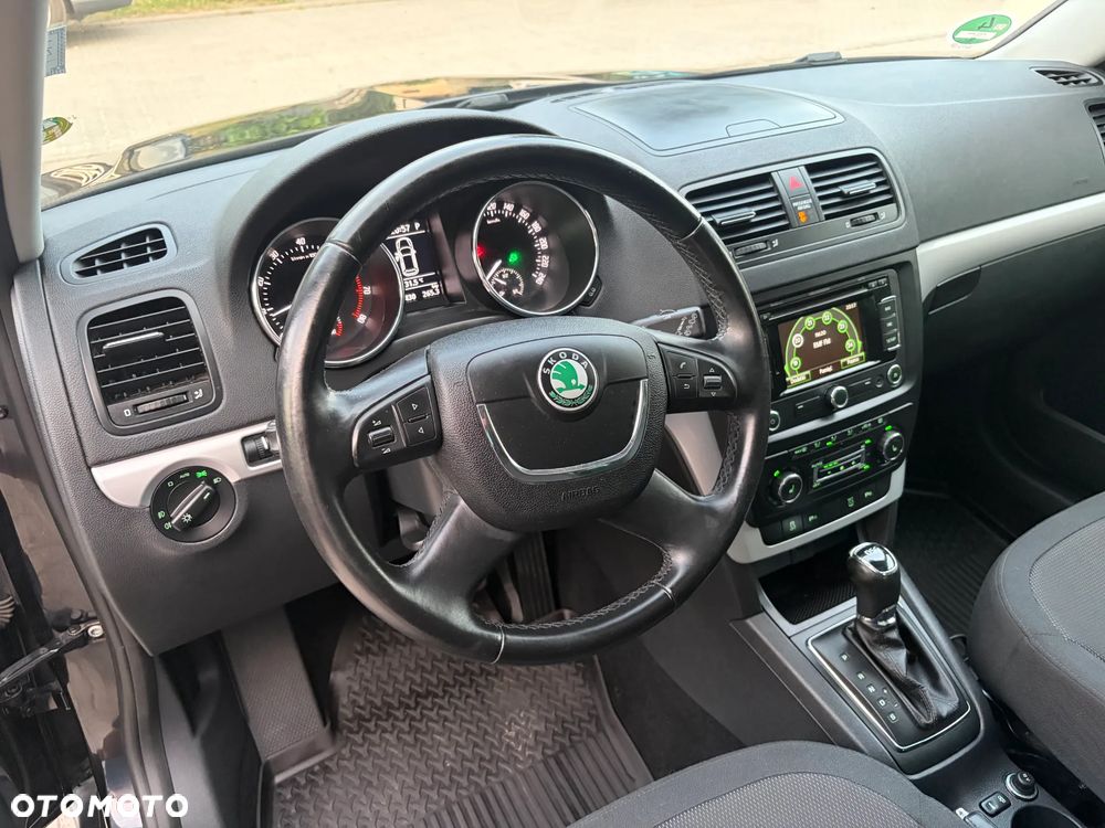 Skoda Yeti 1.2 TSI 4x2 Elegance DSG - 22