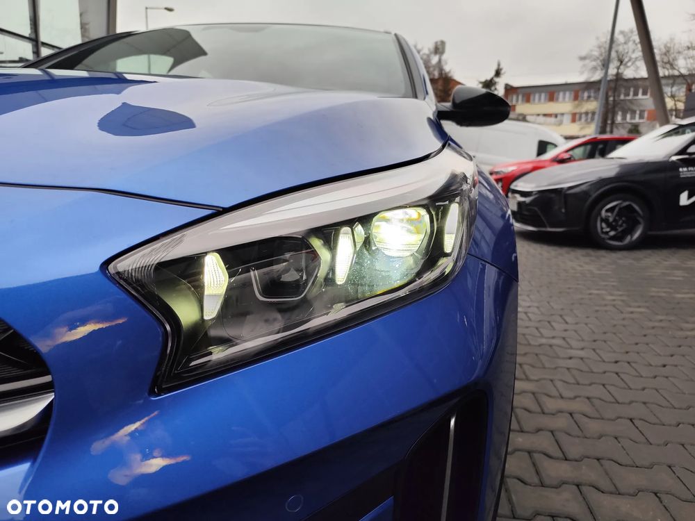 Kia XCeed 1.6 T-GDI Tribute DCT - 3