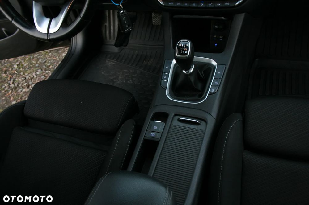 Hyundai i30 1.6 CRDi Style - 17