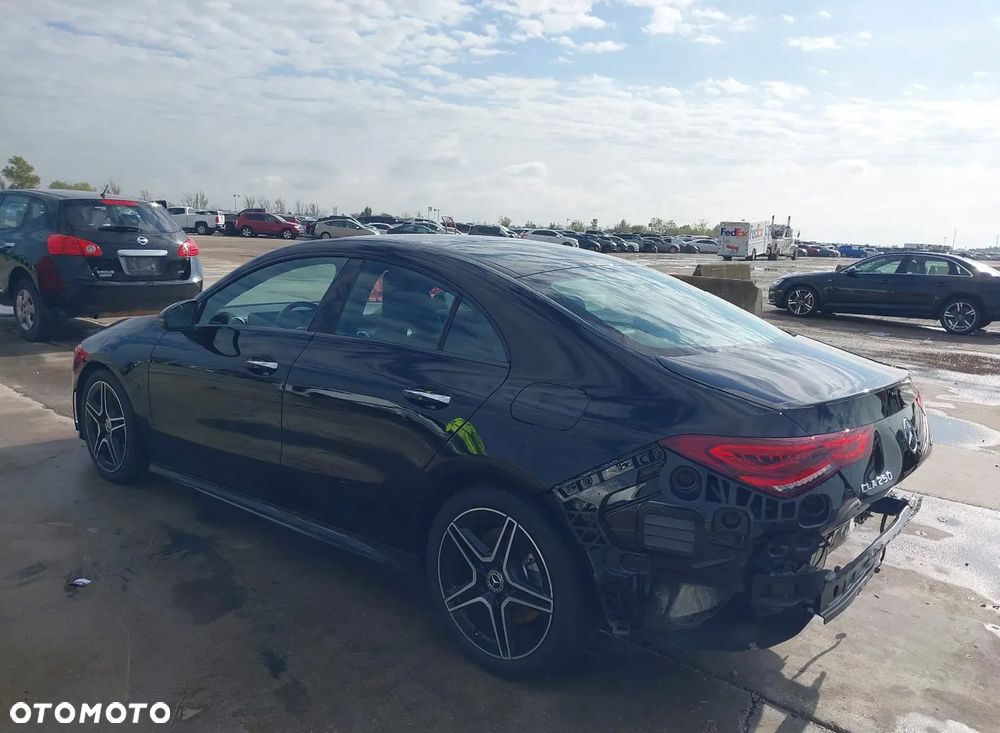 Mercedes-Benz CLA - 5