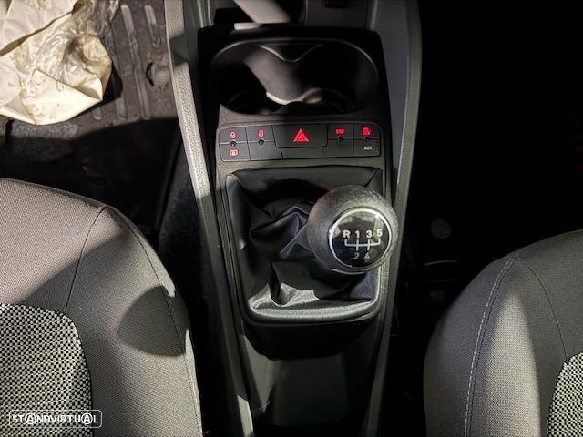 SEAT Ibiza 1.9 TDi Stylance DPF - 7