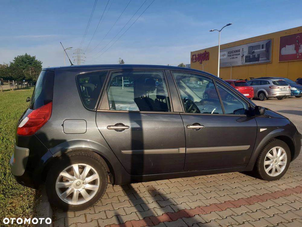 Renault Scenic - 2
